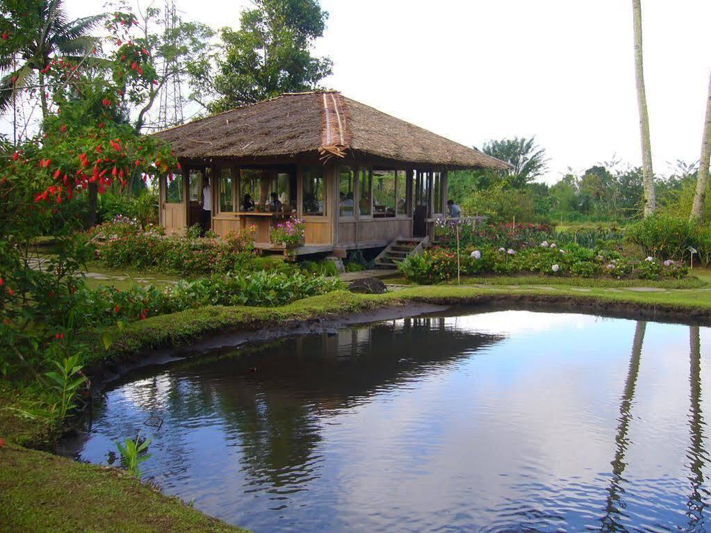 Gardenia Country Inn Tomohon Exterior foto